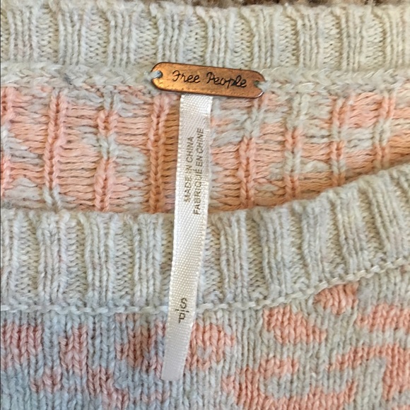 Free People sweater - Picture 3 of 3