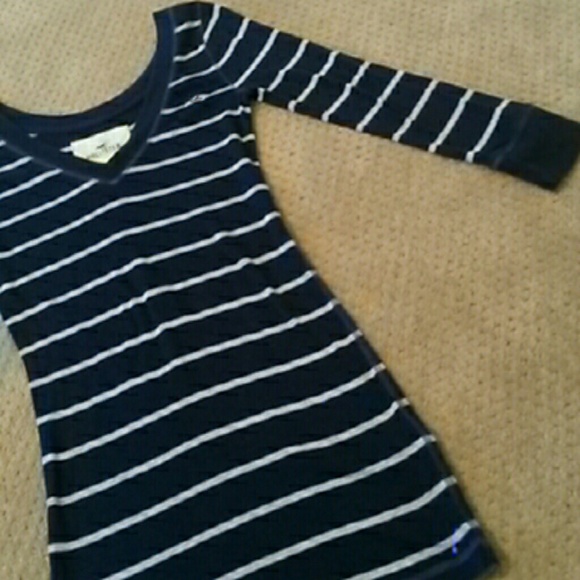 Hollister shirt - Picture 1 of 8