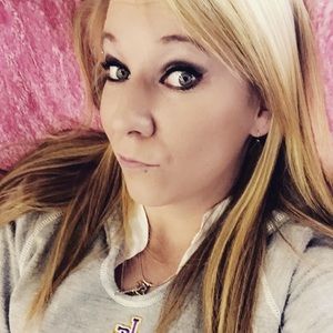 Meet your Posher, Nikki