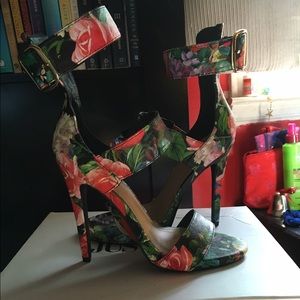 JUSTFAB Heels size 7.5 NEW