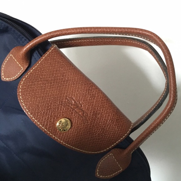 Navy Longchamp Le Pilage!