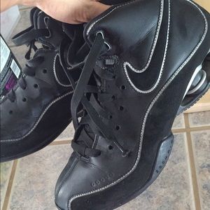 Womens Nike basketball shoes size 9.5