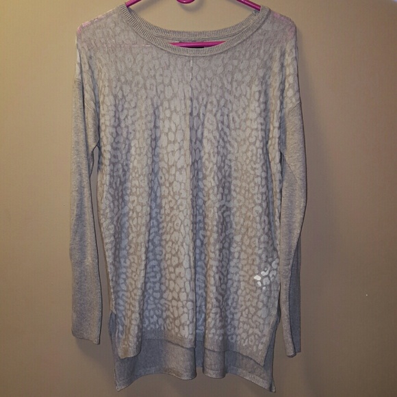 Lightweight Gap sweater