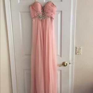 Light pink gala dress: size 1/2--perfect for prom!