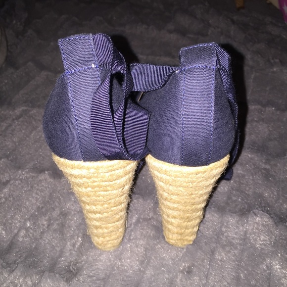 🌺New Mossimo lace up wedges!! - Picture 2 of 3