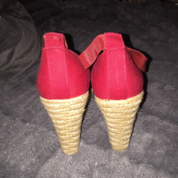 New Mossimo Lace Up wedges!! - Picture 2 of 3