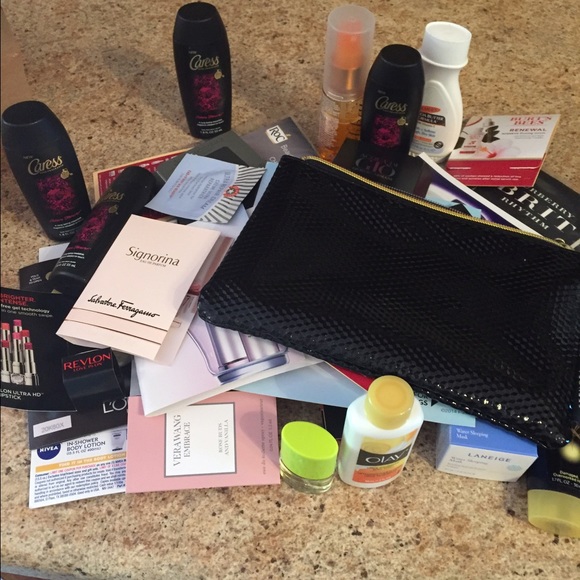 Samples with makeup bag