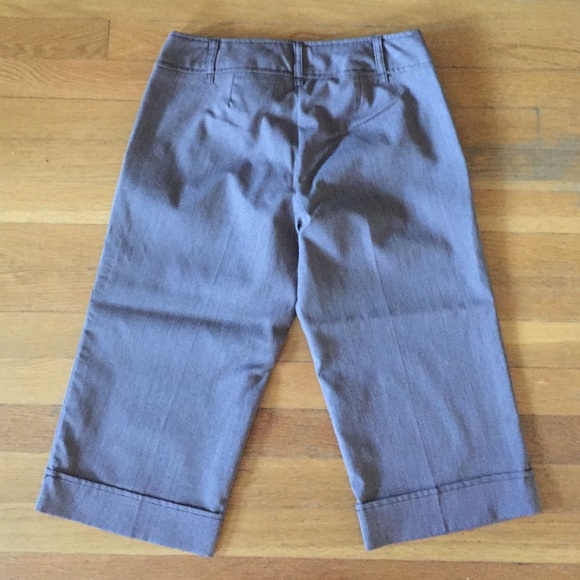 Capris - Picture 2 of 3