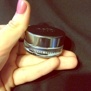 Urban decay supersaturated intense cream eye liner