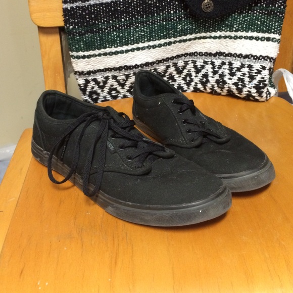 barely worn all black vans