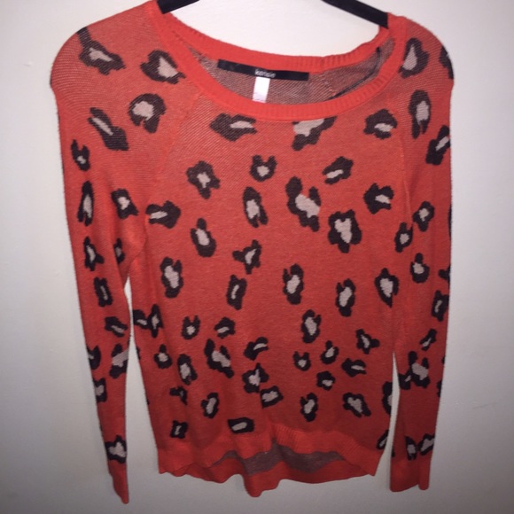 Cheetah print long sleeve shirt