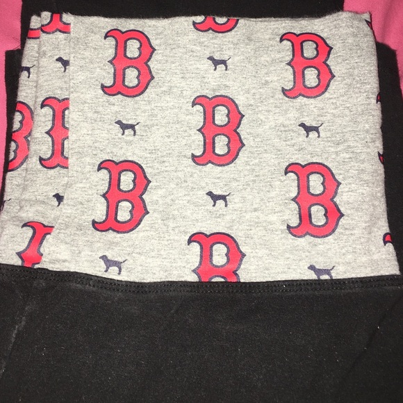 VS PINK Boston Red Sox yoga pants!