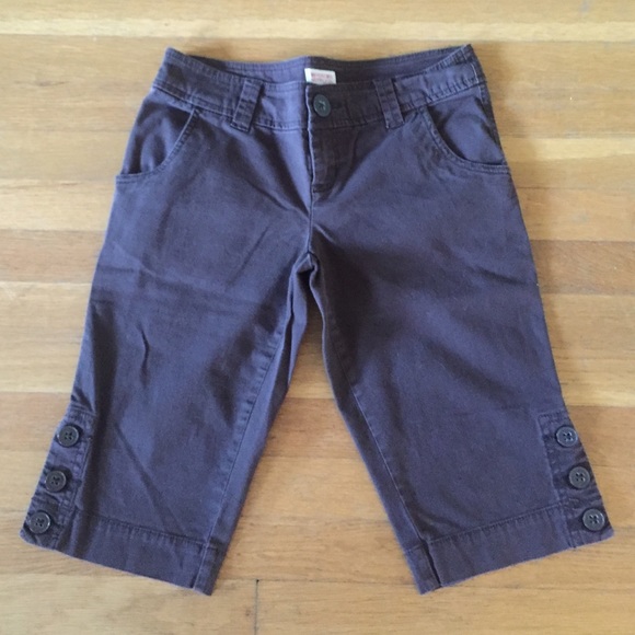 Super cute capris with lots of life left