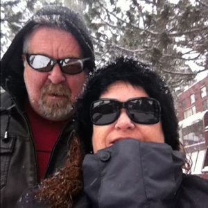 Meet your Posher, Debbie