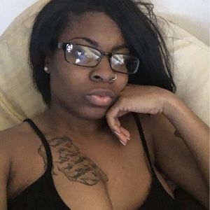 Meet your Posher, Imani