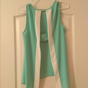 Perfect summer time top!