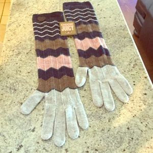 Juicy Couture sweater gloves