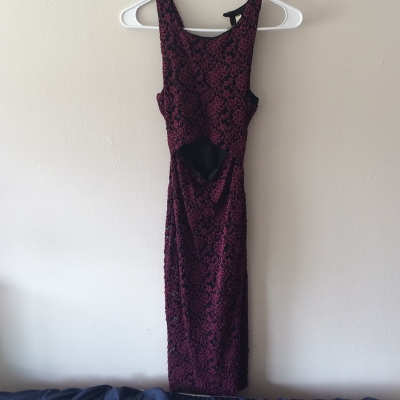 Burgundy Bodycon dress