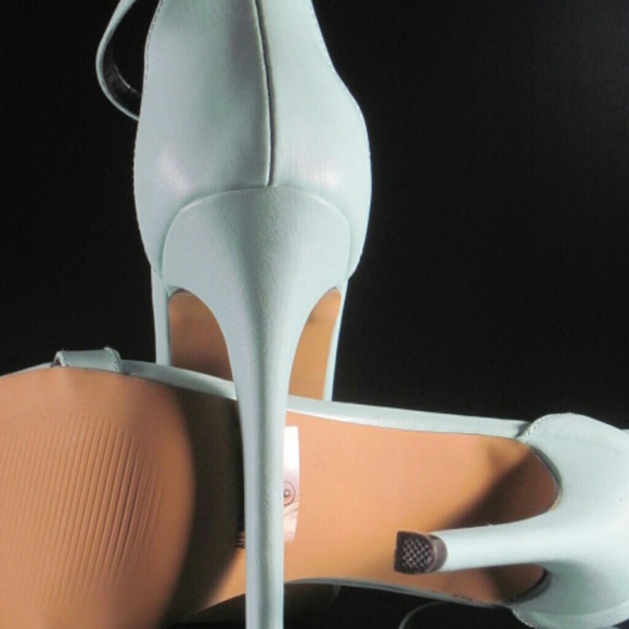 Women heeled sandals - Picture 2 of 6