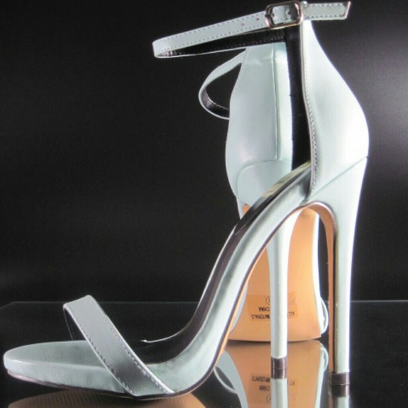 Women heeled sandals - Picture 6 of 6