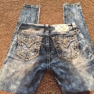 MISS ME SKINNY JEANS. SIZE 26