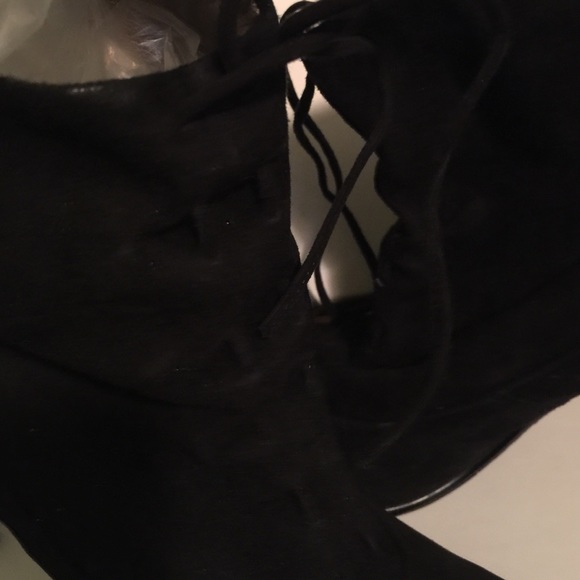 Shoes - Picture 2 of 3