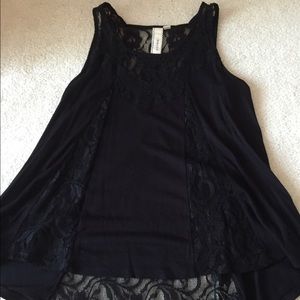 Black lace tank