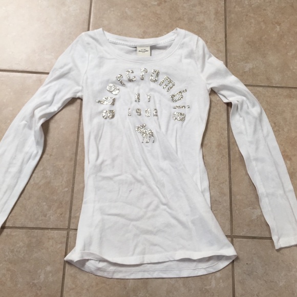 White long sleeved shirt