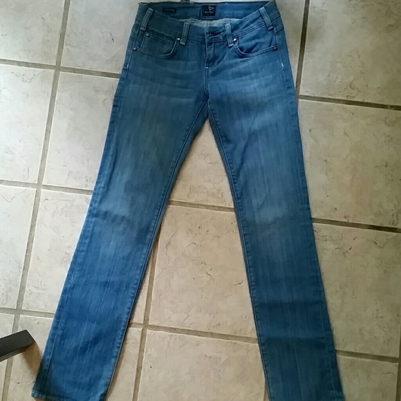 Vigoss Jeans - Picture 3 of 3