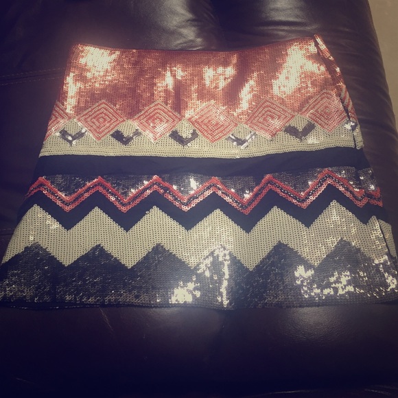 BRAND NEW WITH TAGS! ❤️Windsor Mini skirt.