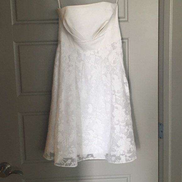 White formal strapless short dress