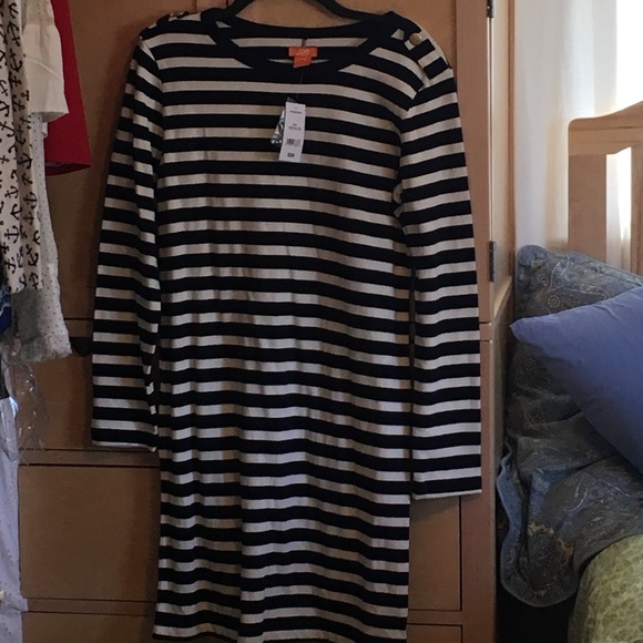 Joe Fresh long sleeved dress
