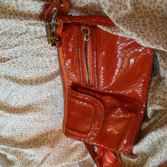 Purse - Picture 3 of 4