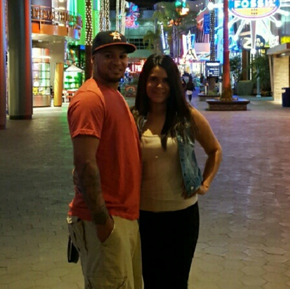 Meet your Posher, Esly - Picture 1 of 1