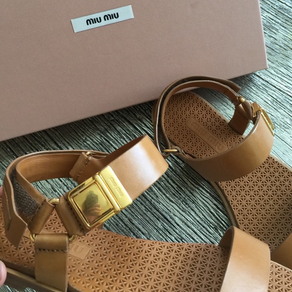 New MIU MIU sandals - Picture 2 of 4