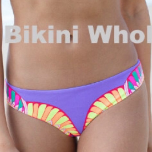 Cheeky neon bikini bottoms - Picture 1 of 4