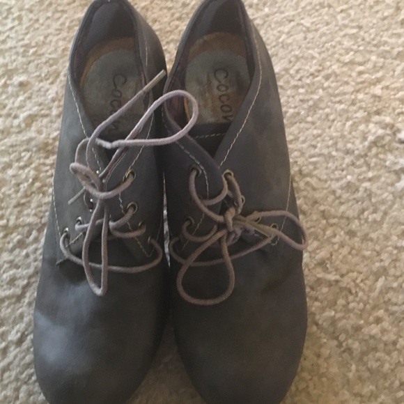 Brown booties - Picture 3 of 4