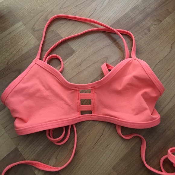 Jolyn tomcat swim top