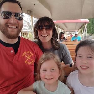 Meet your Posher, Lori