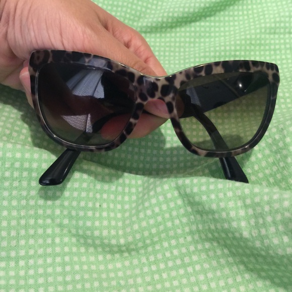 Sunglasses - Picture 1 of 4