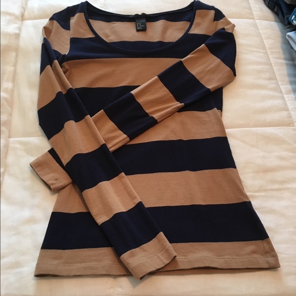 Shirt - Picture 2 of 2