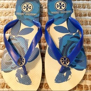 Tory burch flip flops