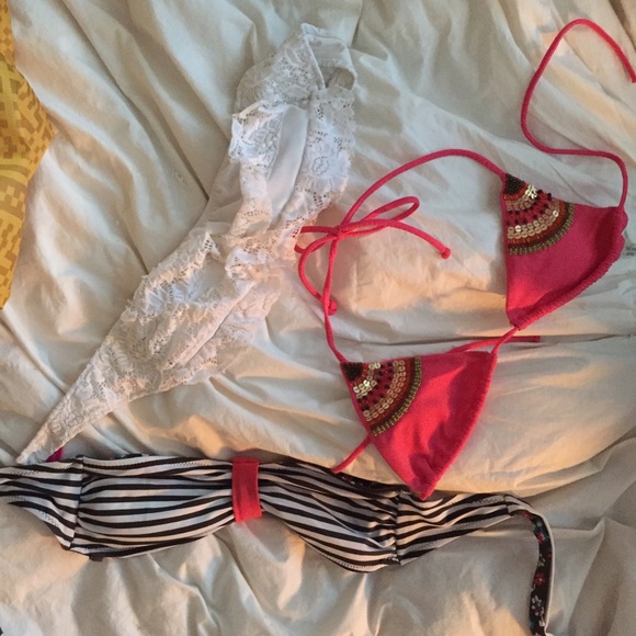 SWIMSUIT TOP BUNDLE - Picture 2 of 3