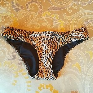 Victoria's  Secret Swim Bottom NWOT