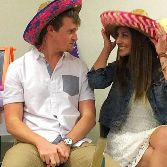 Meet your Posher, Lauren - Picture 1 of 1