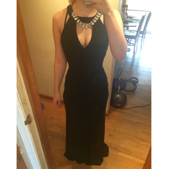 BLACK FORMAL/PROM DRESS