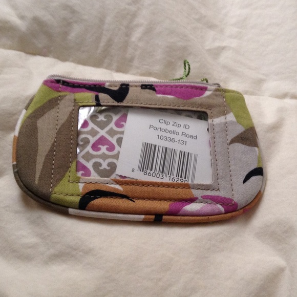 Vera Bradley Clip Zip ID