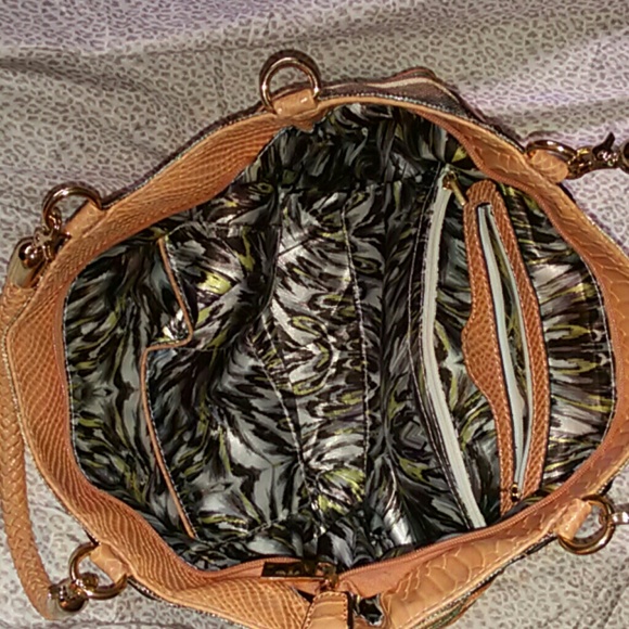 Shoulder Handbag - Picture 2 of 3