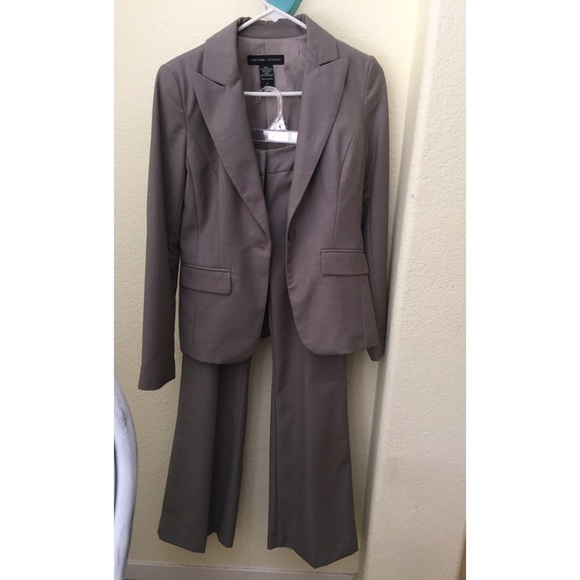 Pant suit