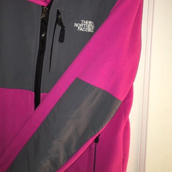 Pink Northface - Picture 2 of 2